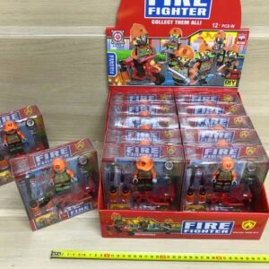 לוחם האש + אופנוע 1/12 בדיספליי